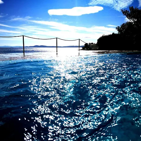 Bella Vista House Apartments, Hot Pool And Jacuzzi Apartmán