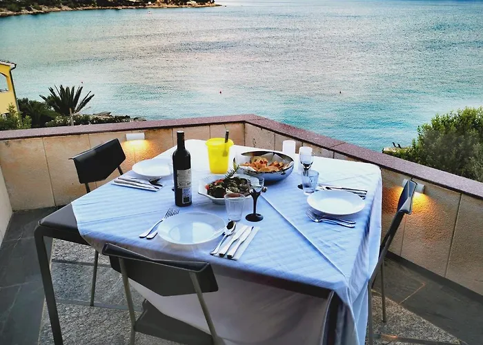 Bella Vista House Apartments, Hot Pool And Jacuzzi Apartament