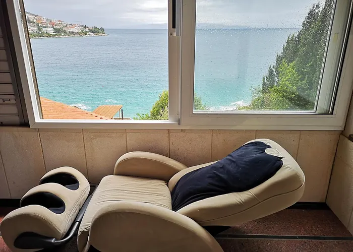 Bella Vista House Apartments, Hot Pool And Jacuzzi