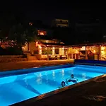 Bella Vista House Apartments, Hot Pool And Jacuzzi Trogir