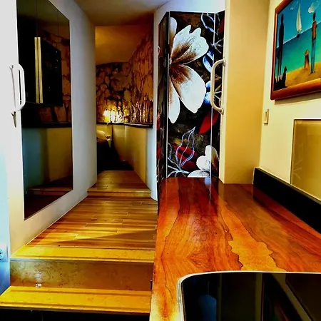 Bella Vista House Apartments, Hot Pool And Jacuzzi شقة