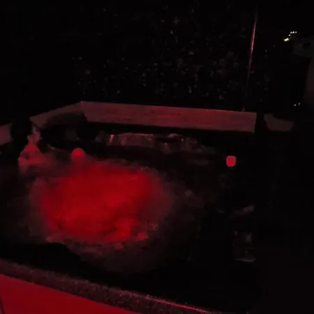 Bella Vista House Apartments, Hot Pool And Jacuzzi *