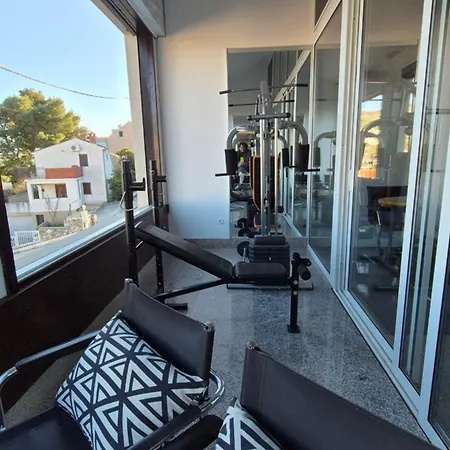 Bella Vista House Apartments, Hot Pool And Jacuzzi Lägenhet